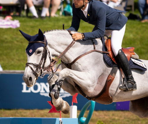 Golden Hour Grand Prix | FEI CSI3* image